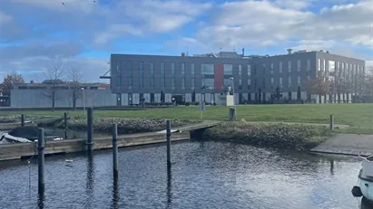 310 m2 Restaurant/butik/kontor med attraktiv beliggenhed ud til Køge Åhavn - beligende Carlsensvej 8 st., 4600 Køge