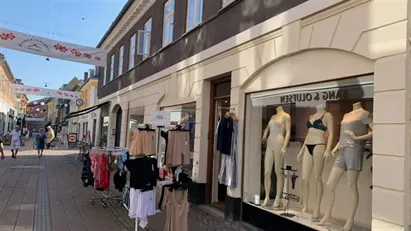Butik med stor vinduesfacade
