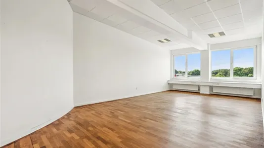 Erhvervslejemål til leje i Viby J - billede 1