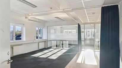 Flot kontor centralt i Rødovres erhvervskvarter