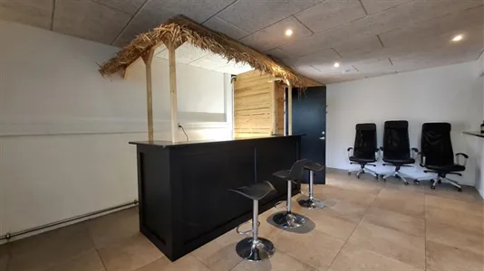 Erhvervslejemål til leje i Brøndby - billede 2