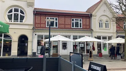 Flot klinik, butik på gågaden