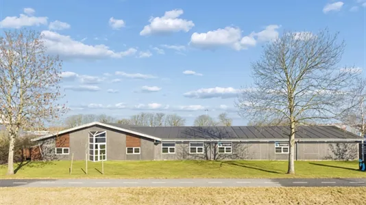 Erhvervslejemål til salg i Vamdrup - billede 1