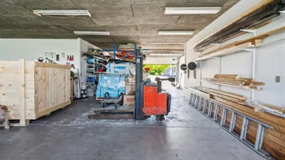 Værksted til leje i 8370 Hadsten