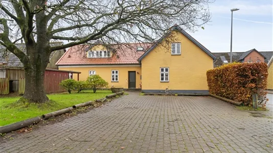 Boligudlejningsejendomme til salg i Ansager - billede 7