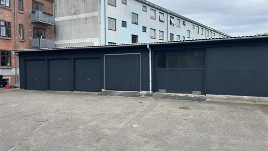 Garager til leje i Viby J - billede 3