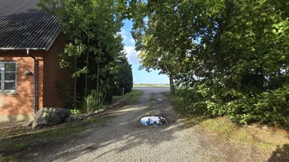 600 m2 Stuehus og værelser mm på Landbrugsejendom