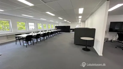 Nyistandsat kontorlejemål udlejes