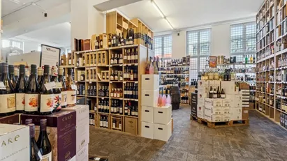 Ideel til detailhandel og showroom med tilhørende kontor- og administration