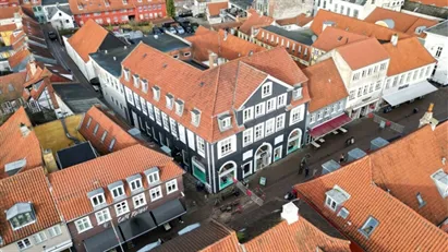Restaurant /Café/ Natklub/Teater