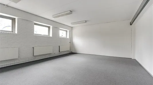 Lagerlokaler til leje i Holte - billede 3
