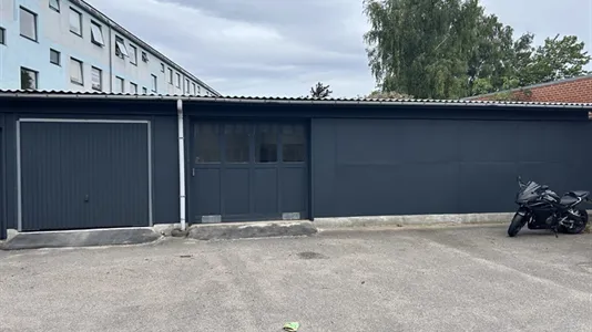 Garager til leje i Viby J - billede 2