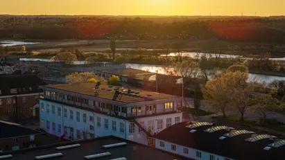 Lyst kontor i Odense C – historisk område og gratis parkering