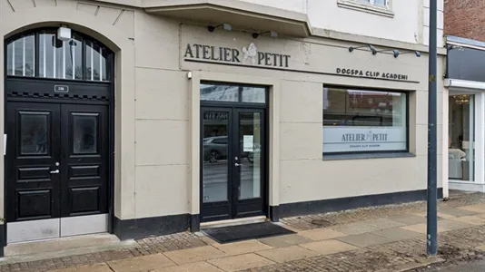 Butikslokaler til leje i Hellerup - billede 1