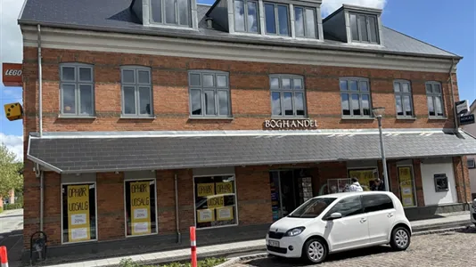Butikslokaler til leje i Hinnerup - billede 1
