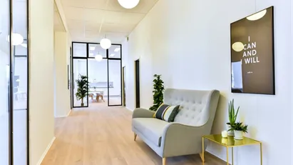 Ingen binding, kontor til 3.500 kr.