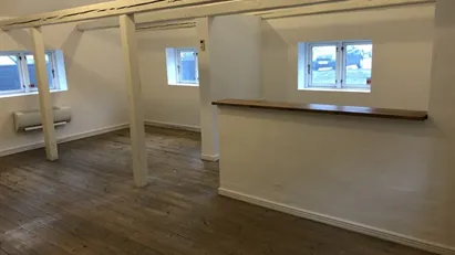 Lyst og velholdt 55 kvm Kontor/Butik/Frisør – Østergade 29