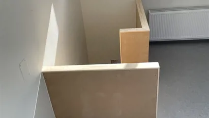 Åbent og lyst butikslokale til leje