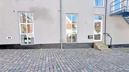 Flot kontor- / kliniklokale i centrum - i alt ca. 109 kvm