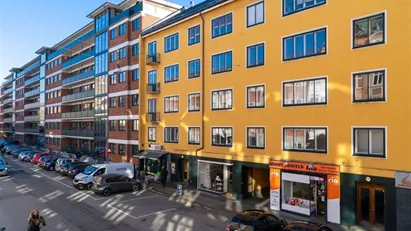 Rummeligt og istandsat depotrum på Nørrebro