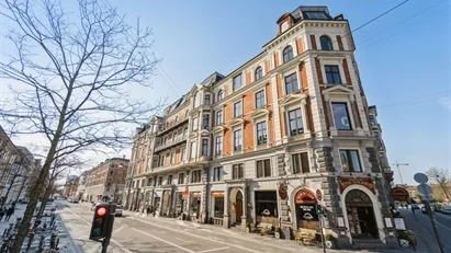 Dit nye kontor/klinik lige ved Rådhuspladsen