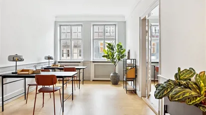 Flot Kontor ved Kongens Nytorv.