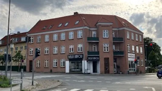 Lagerlokaler til leje i Højbjerg - billede 1