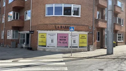 Butik i sidegade til gågaden med super synlighed