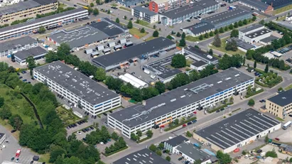 Fint kontorlejemål med egne faciliteter