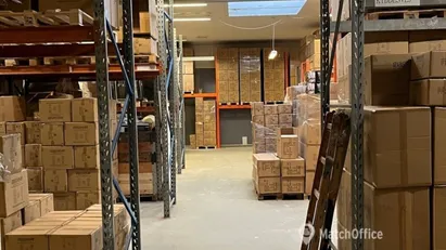 Lager med pænt kontor