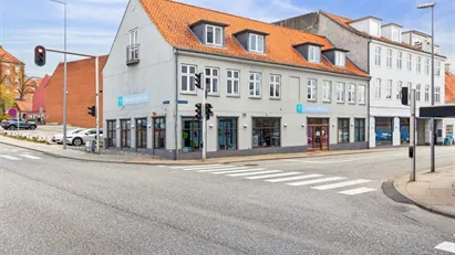 Butikslokale med mange muligheder i hjertet af Randers