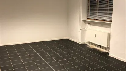 Meget fint lagerlokale på stille vej på den centrale del af Frederiksberg