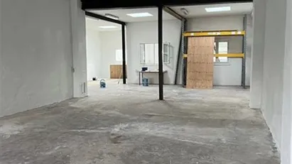 Højloftet lagerlokale/værksted