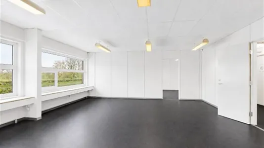Erhvervslejemål til leje i Vejen - billede 3