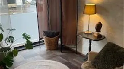 Hyggeligt mindre terapi/behandlerlokale, v. Nyhavn, i klinikfællesskab