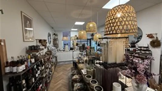 Butikslokaler til leje i Aabybro - billede 3
