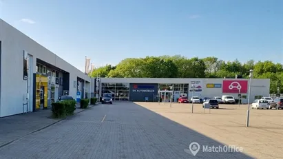 Butikslokale - velegnet til bil eller bådforretning Butikslokale - velegnet til bil eller bådforretning