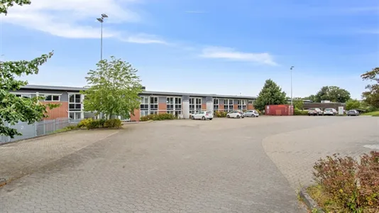 Erhvervslejemål til leje i Viby J - billede 2
