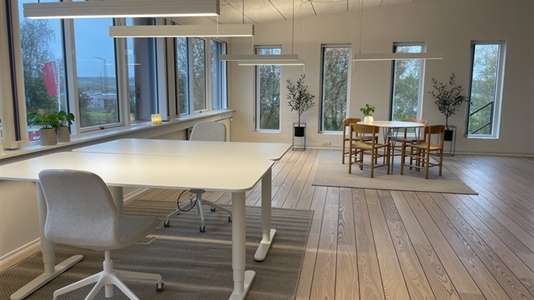 46 m2 kontor i Århus N til leje