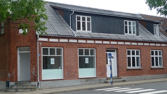 80 m2 klinik i Brønderslev til leje