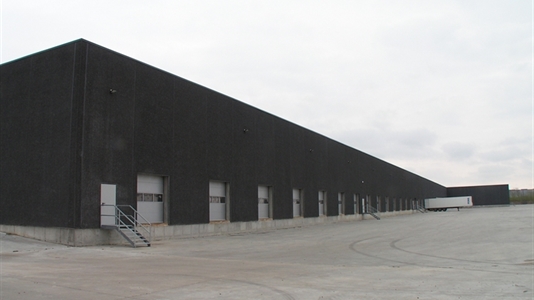 10000 m2 produktion, lager i Herning til leje