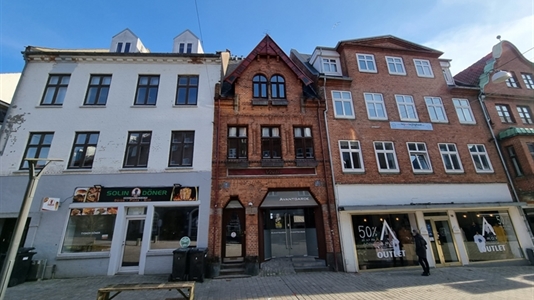 218 m2 boligudlejningsejendom i Viborg til salg