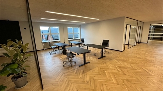 60 m2 kontorfællesskab, kontor, klinik i Gentofte til leje
