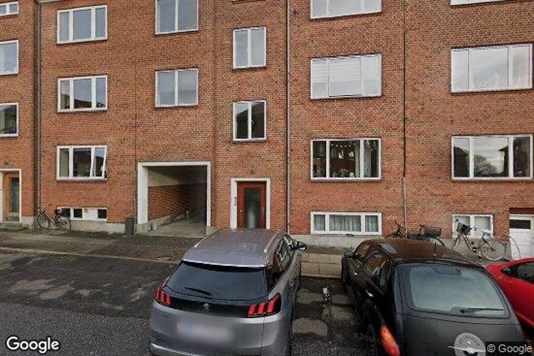 275 m2 boligudlejningsejendom i Århus N til salg