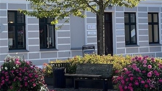 55 m2 kontor, klinik i Nibe til leje
