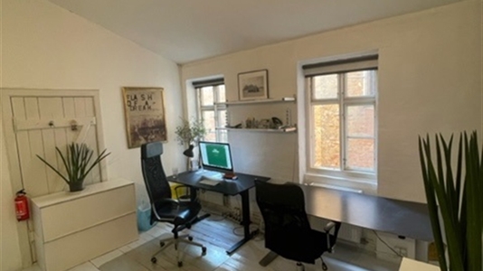 16 m2 kontor i København K til leje