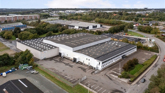 2150 m2 lager, produktion i Vejle Centrum til leje