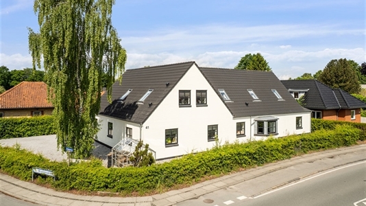 358 m2 boligudlejningsejendom i Otterup til salg