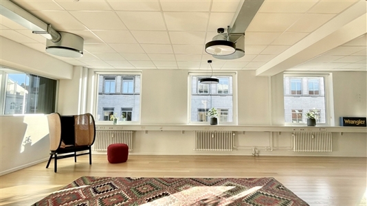 45 m2 kontor i København K til leje