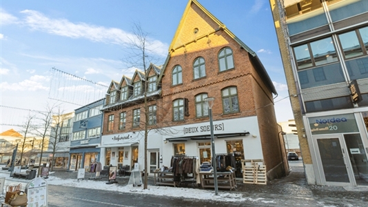 245 m2 butik, restauration eget brug i Hørsholm til leje